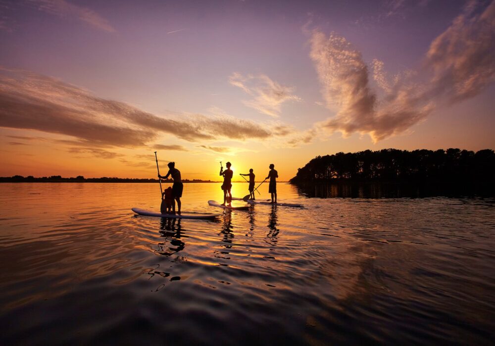 Tourisme Bretagne coucher de soleil paddle