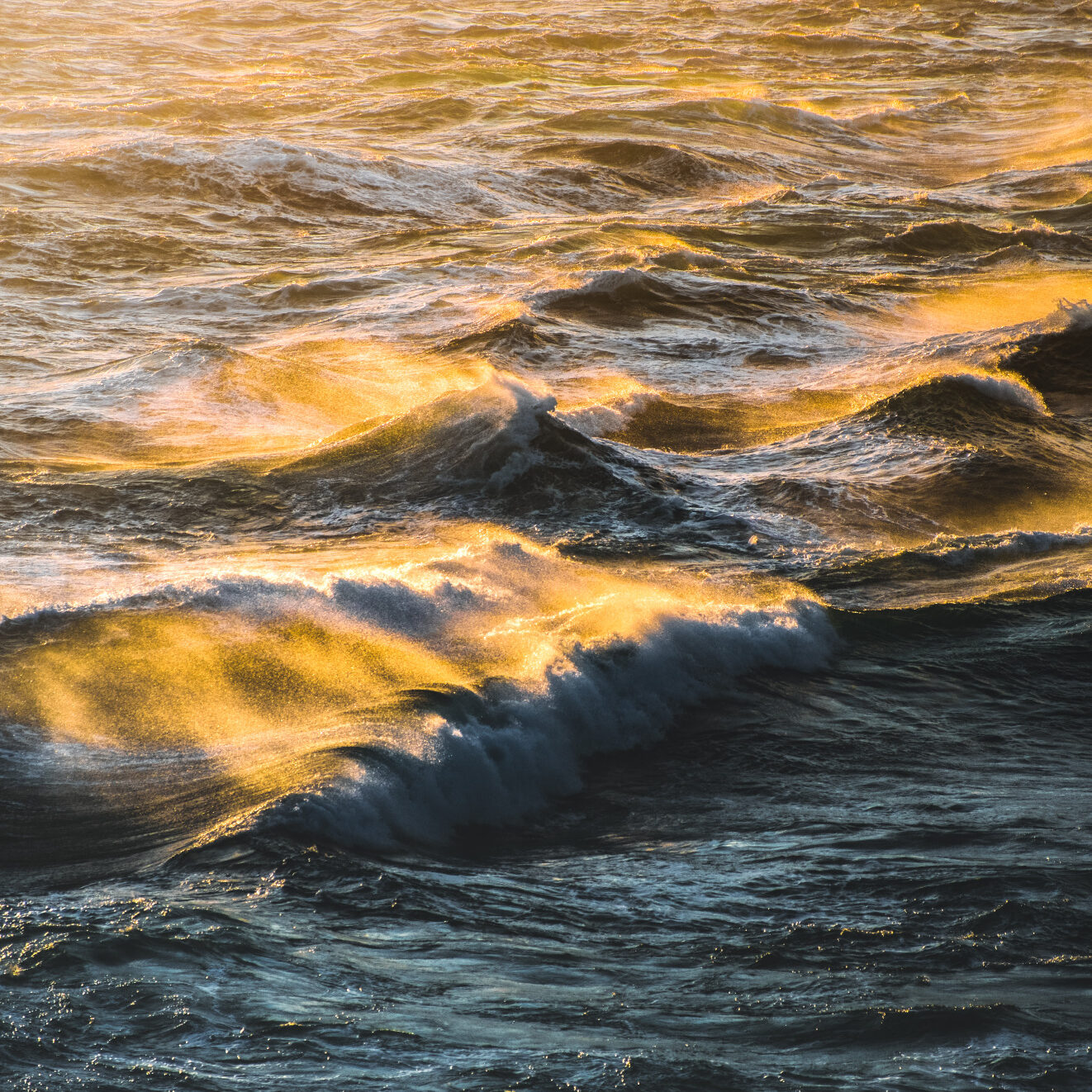 Vagues enflammées